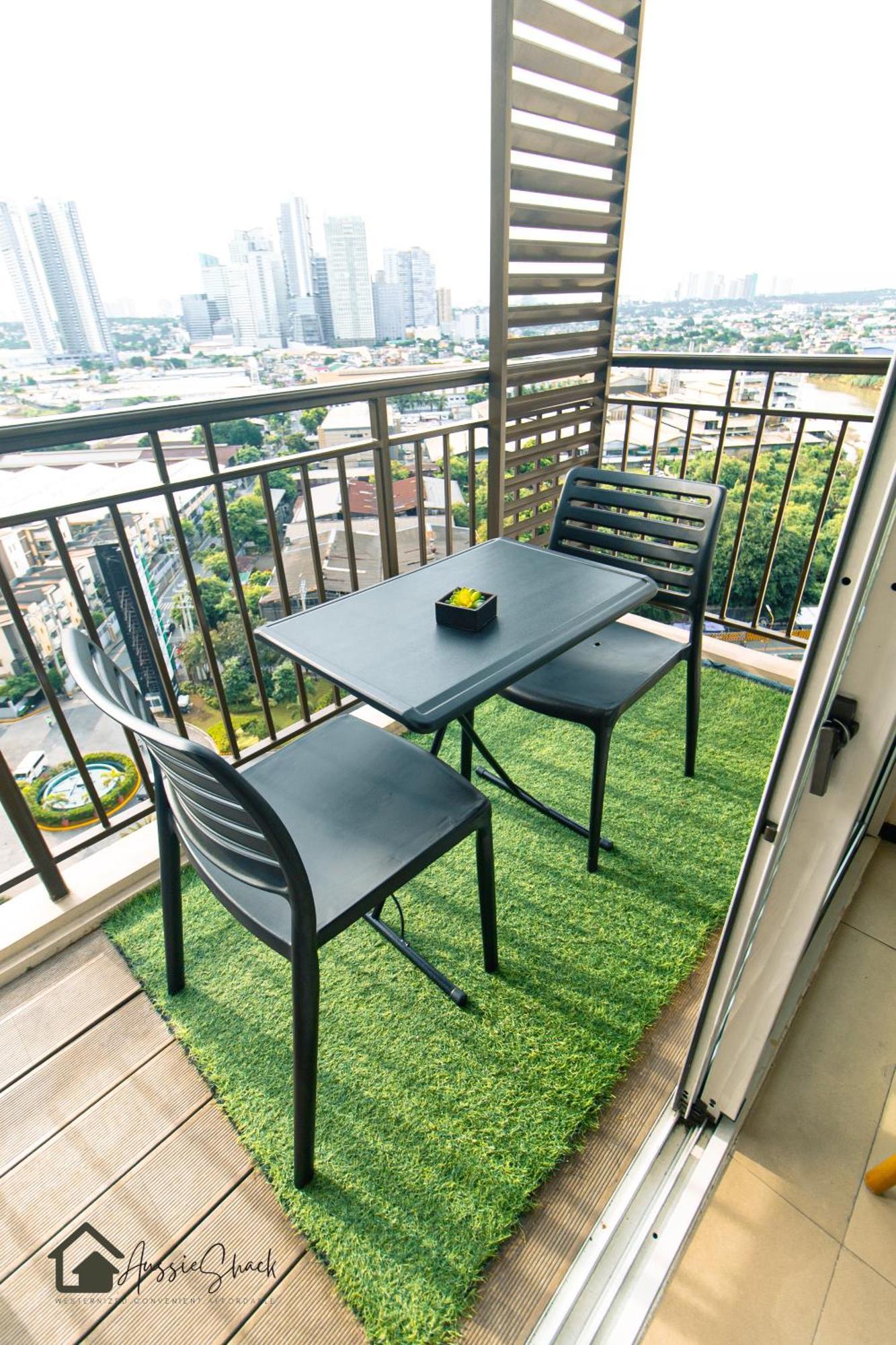 Aussie Shack - 2Br Modern Condo With Skyline View Manila Bagian luar foto